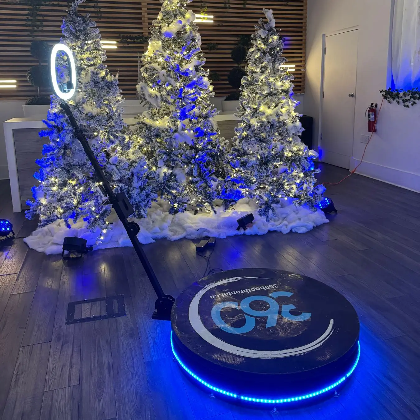 360 Booth for Rent Gravenhurst