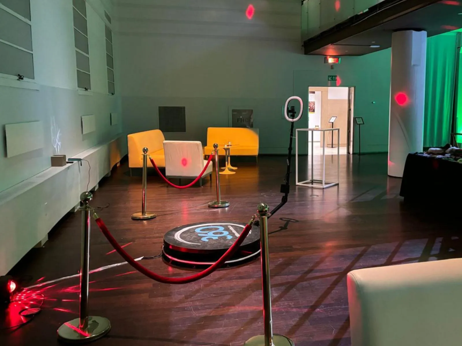 360 Booth for Rent Guelph
