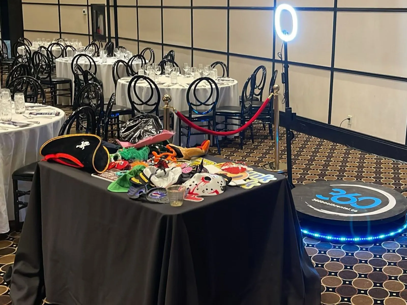 360 Booth for Rent Oakville